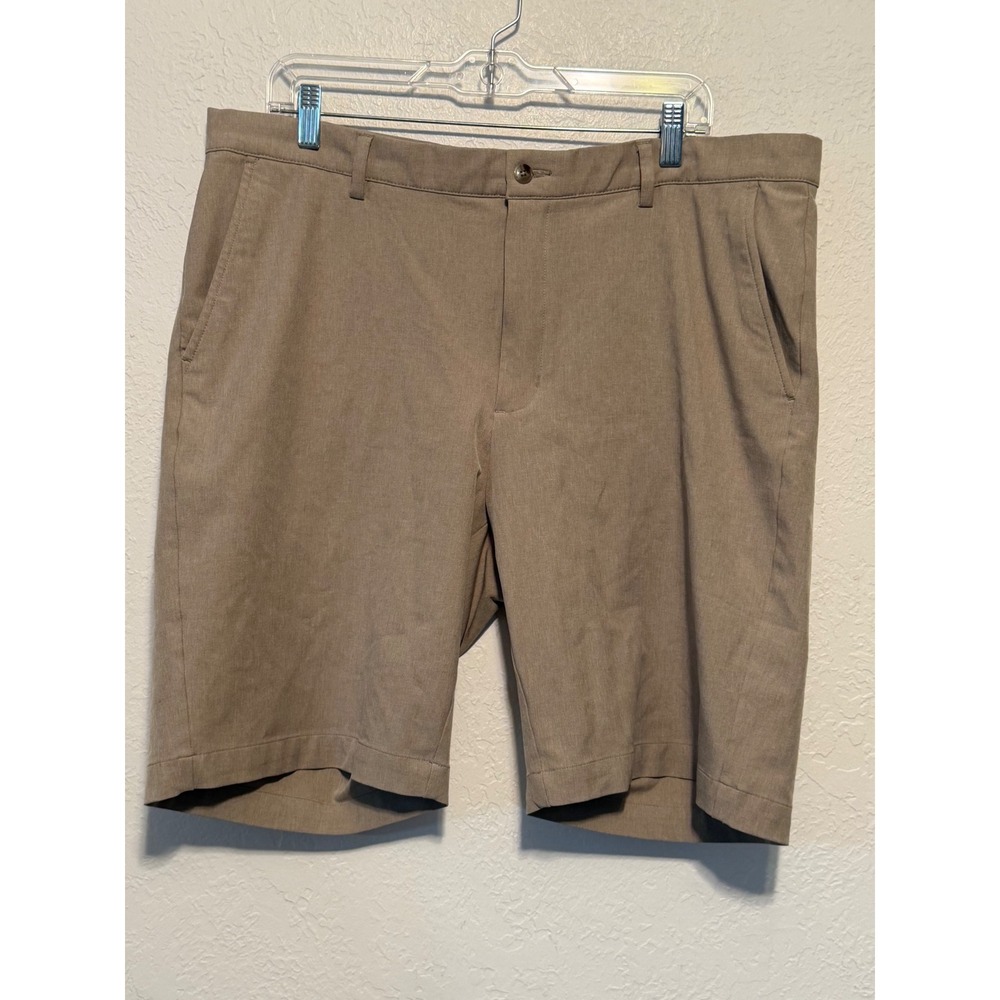 Greg Norman Mens Golf Shorts Tan Khaki Stretch Performance Flat Front Size 38